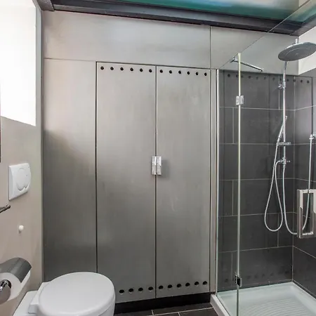 Lakeview Villa, Terrace And Garage Stresa