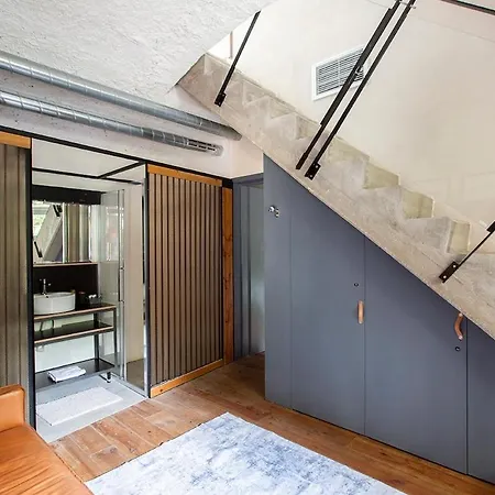 Lakeview Villa, Terrace And Garage Villa